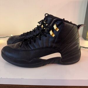 Men's Jordan XII size 9 Black  Sneakers